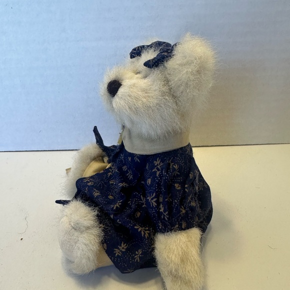 1999 Vintage Boyds Bear J.B. Bean and Associates Mindy Small L/E stuffed animal - Picture 3 of 6